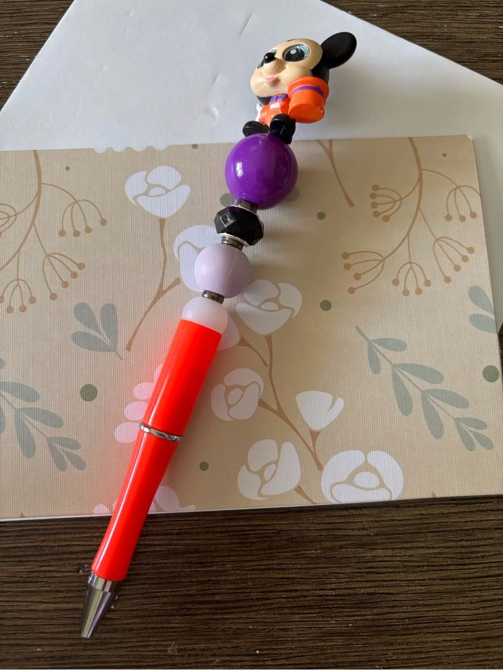 Disney Doorables: Mickey Mouse: Halloween Mickey Mouse handmade beaded pen